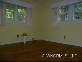 48 Gibson Road Asheville, NC 28804 - Photo 16 of 19 Gallery Image 16