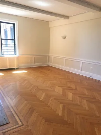 $2,950 | 50 Glenwood Avenue, Unit 805, Jersey City, NJ 07306