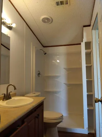 $1,175 | 1431 County Road 3548, Cleveland, TX 77327