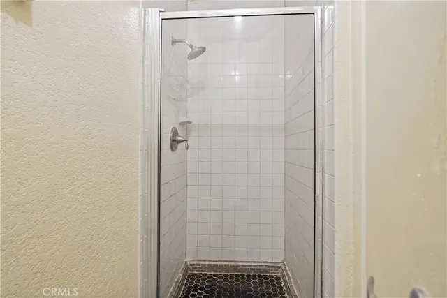 $399,999 | 21219 Roscoe Boulevard, Canoga Park, CA 91304