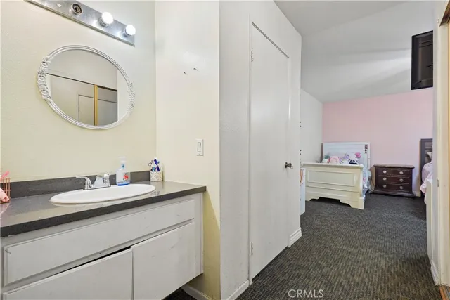 $399,999 | 21219 Roscoe Boulevard, Canoga Park, CA 91304