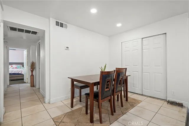 $399,999 | 21219 Roscoe Boulevard, Canoga Park, CA 91304