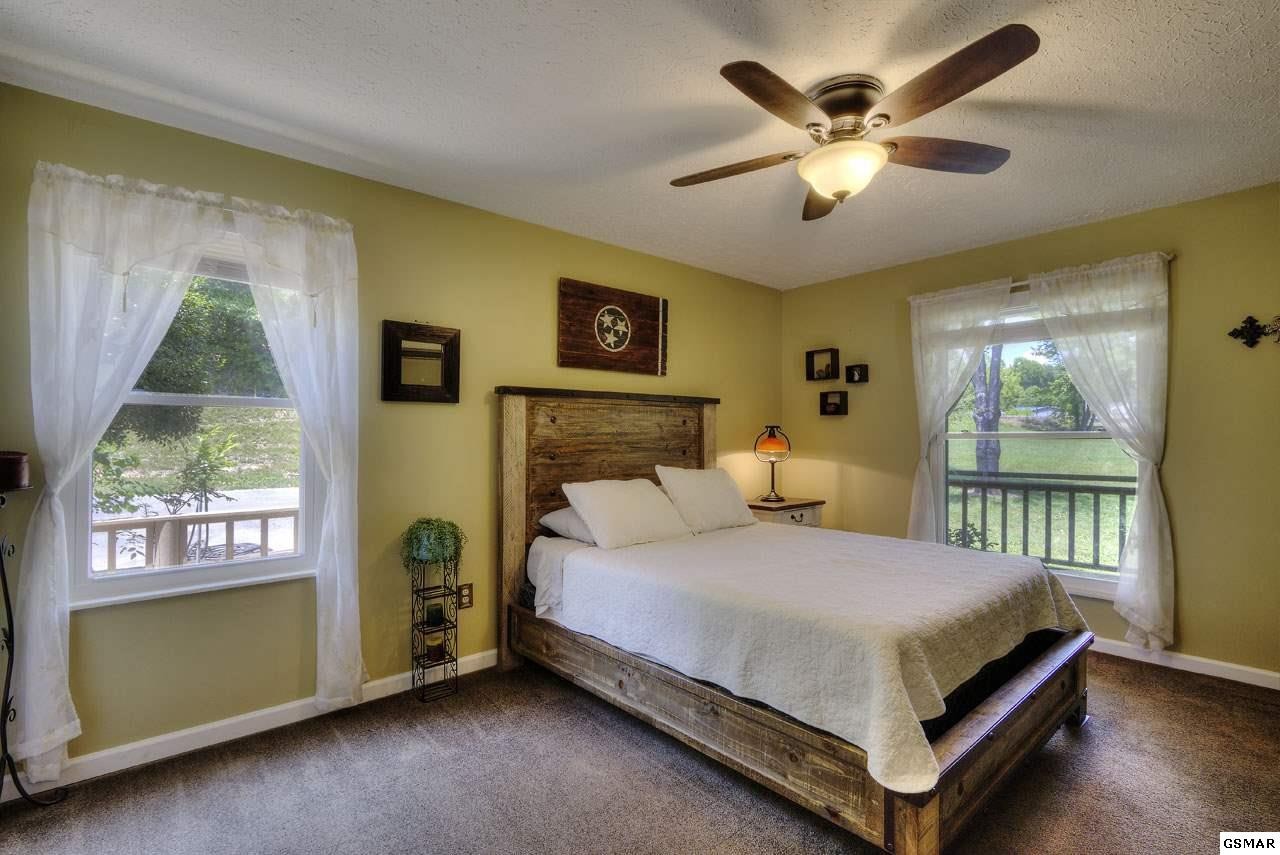 1035 Dishers Mountain Road, Unit RD Sevierville, TN 37876 - Photo 31 of 36 Gallery Image 31