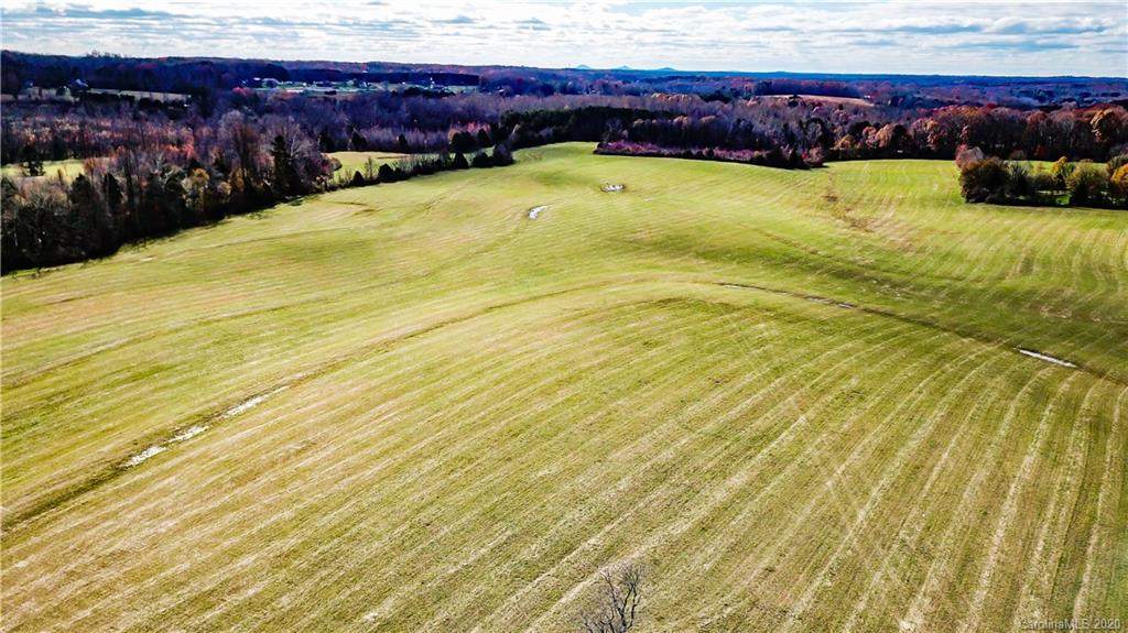 4025 Joe Crouse Road Maiden, NC 28650 - Photo 3 of 20 Gallery Image 3