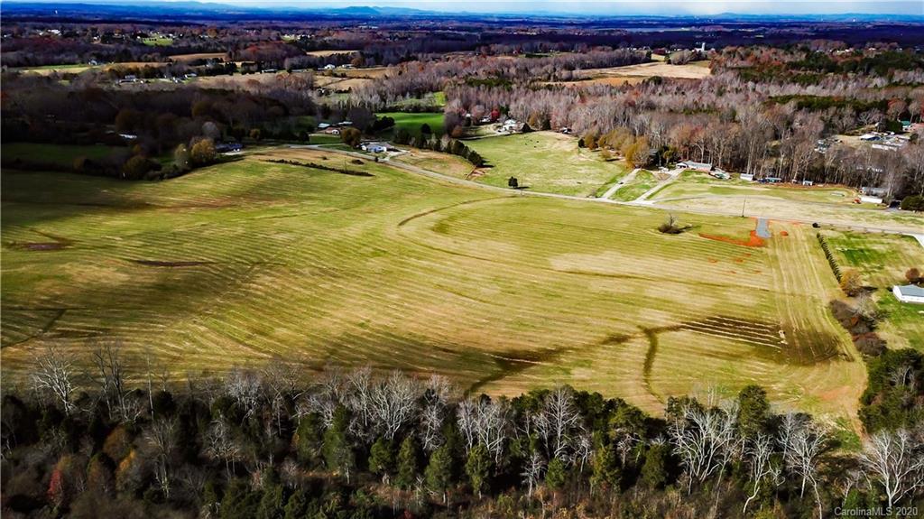 4025 Joe Crouse Road Maiden, NC 28650 - Photo 8 of 20 Gallery Image 8