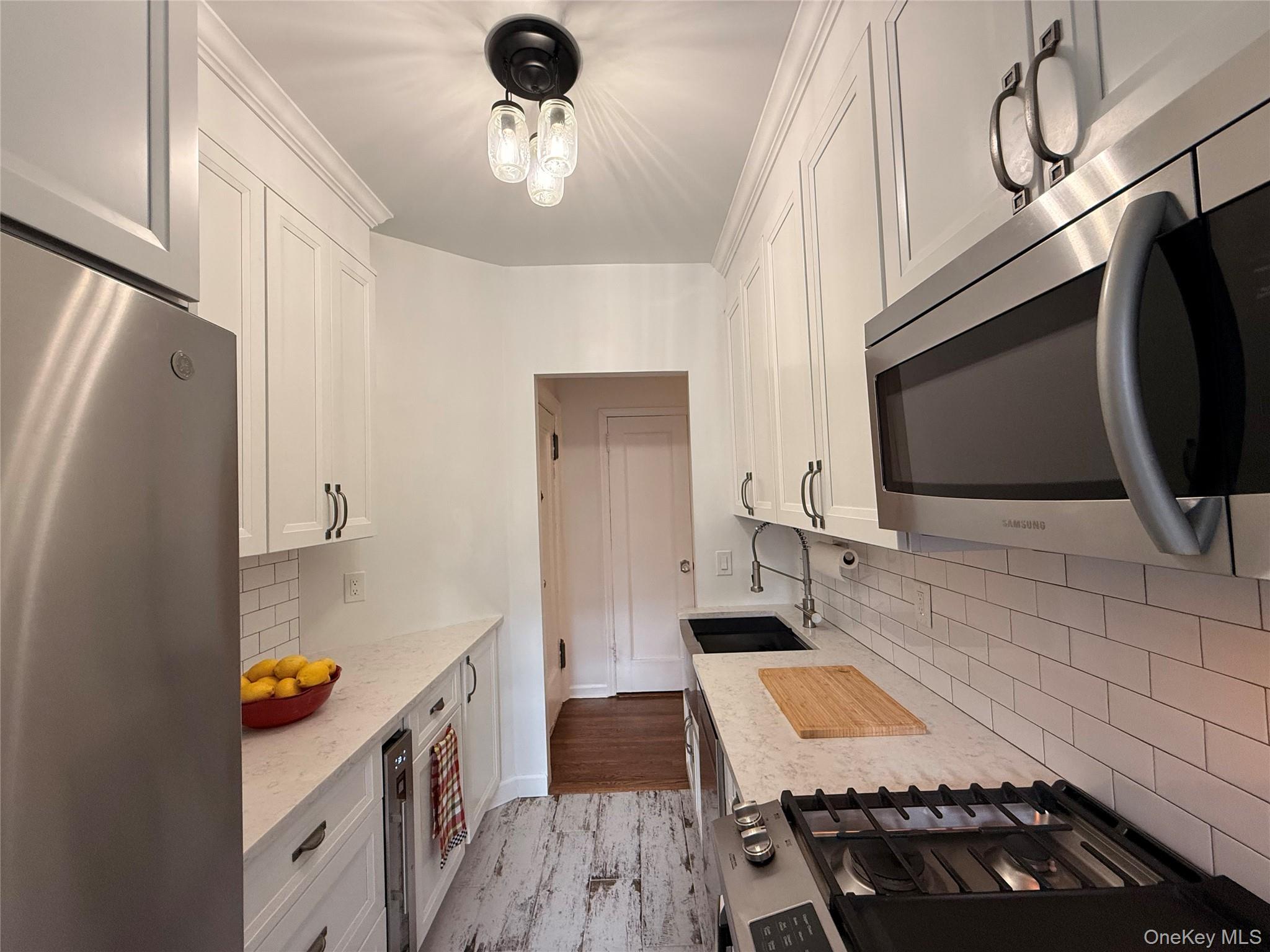 Renovated Chefs Eat-In Kitchen