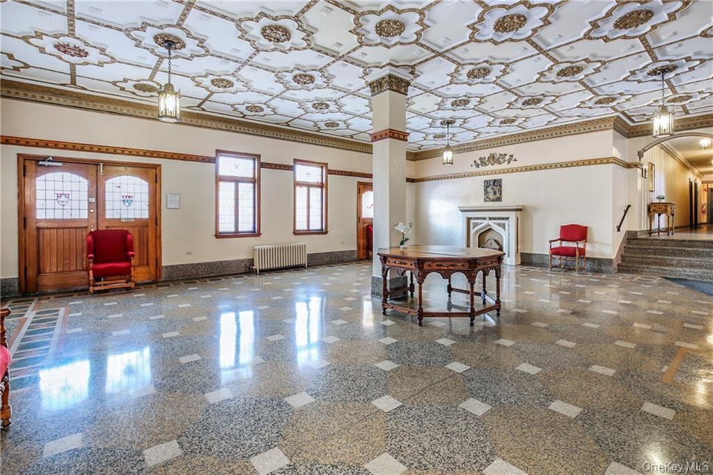 143 Garth Road, Unit 3L Scarsdale, NY 10583 - Photo 6 of 37 Original Lobby