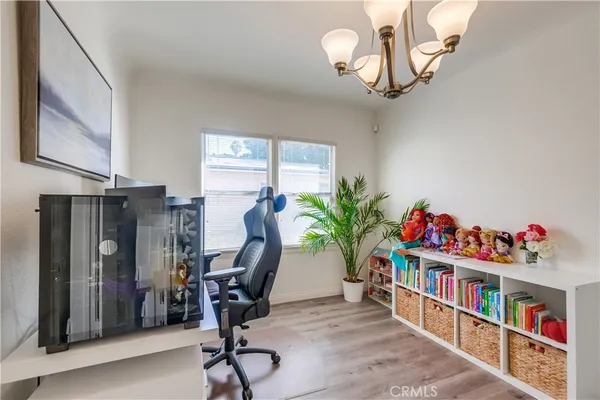 $729,999 | 2709 East Van Buren Street, Long Beach, CA 90810