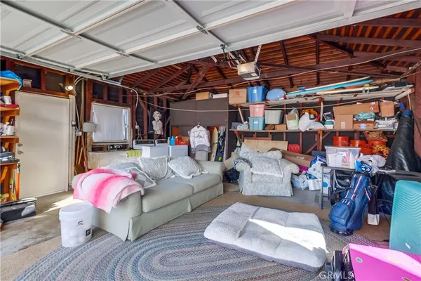 $729,999 | 2709 East Van Buren Street, Long Beach, CA 90810