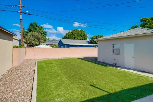 $729,999 | 2709 East Van Buren Street, Long Beach, CA 90810