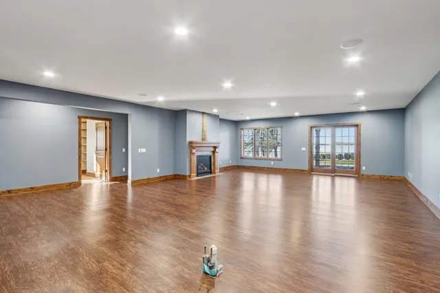 $2,590,000 | 705 South Fry Lake Mills, Lake Mills, WI 53551