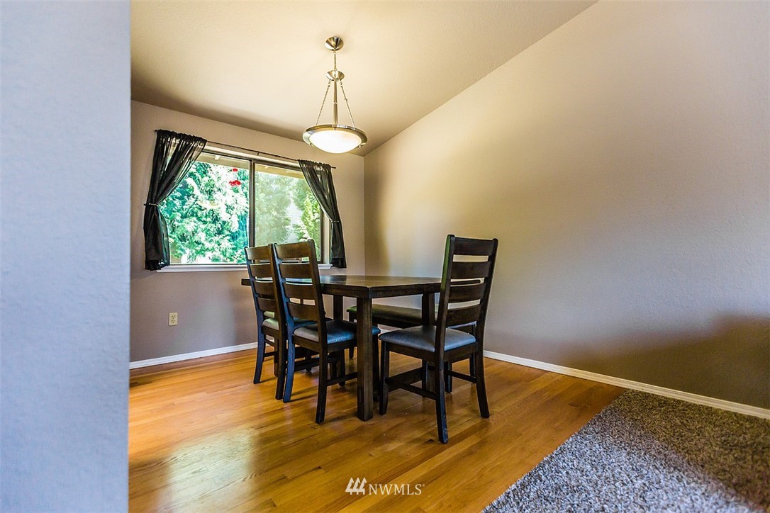 17325 18th Avenue Southeast Bothell, WA 98012 - Photo 5 of 19