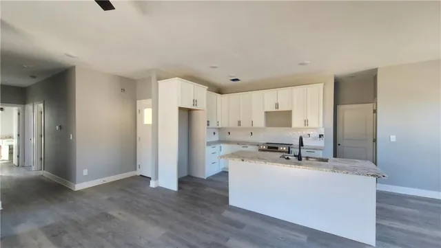 $395,000 | 1601 Al Ortolani Way, Pittsburg, KS 66762