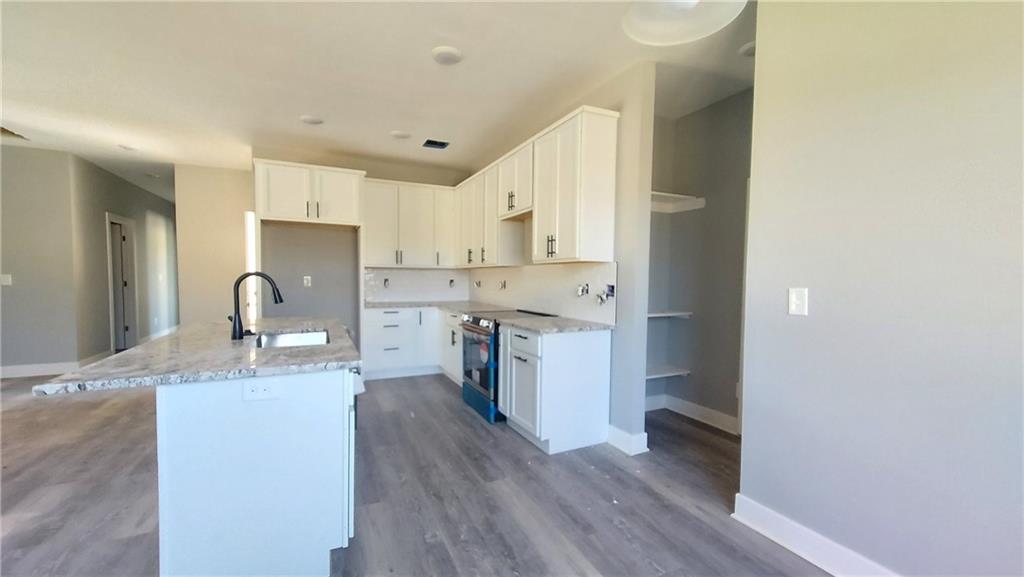 1601 Al Ortolani Way Pittsburg, KS 66762 - Photo 3 of 10