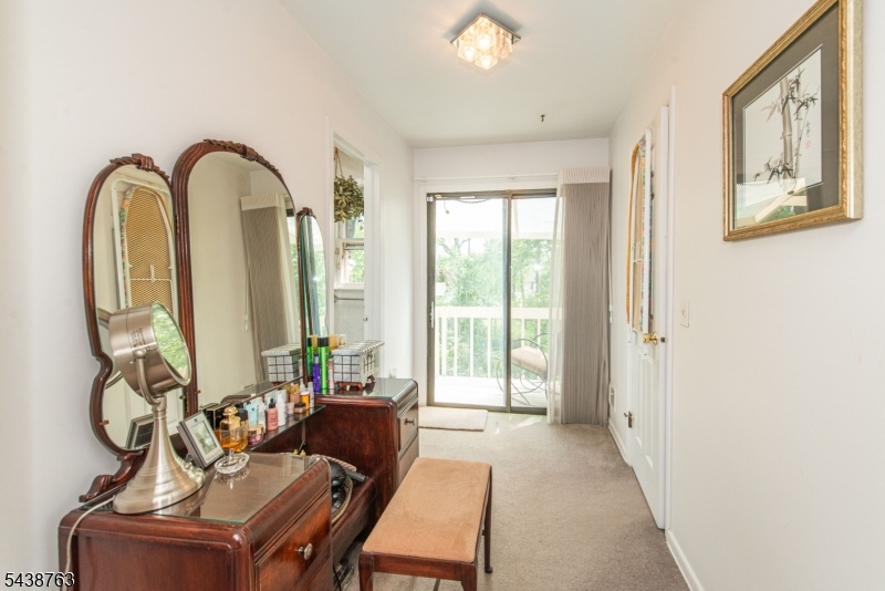 9 Puddingstone Way Florham Park, NJ 07932 - Photo 18 of 42