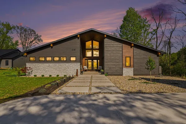 $945,000 | 10329 Singer Lake Road, Baroda, MI 49101