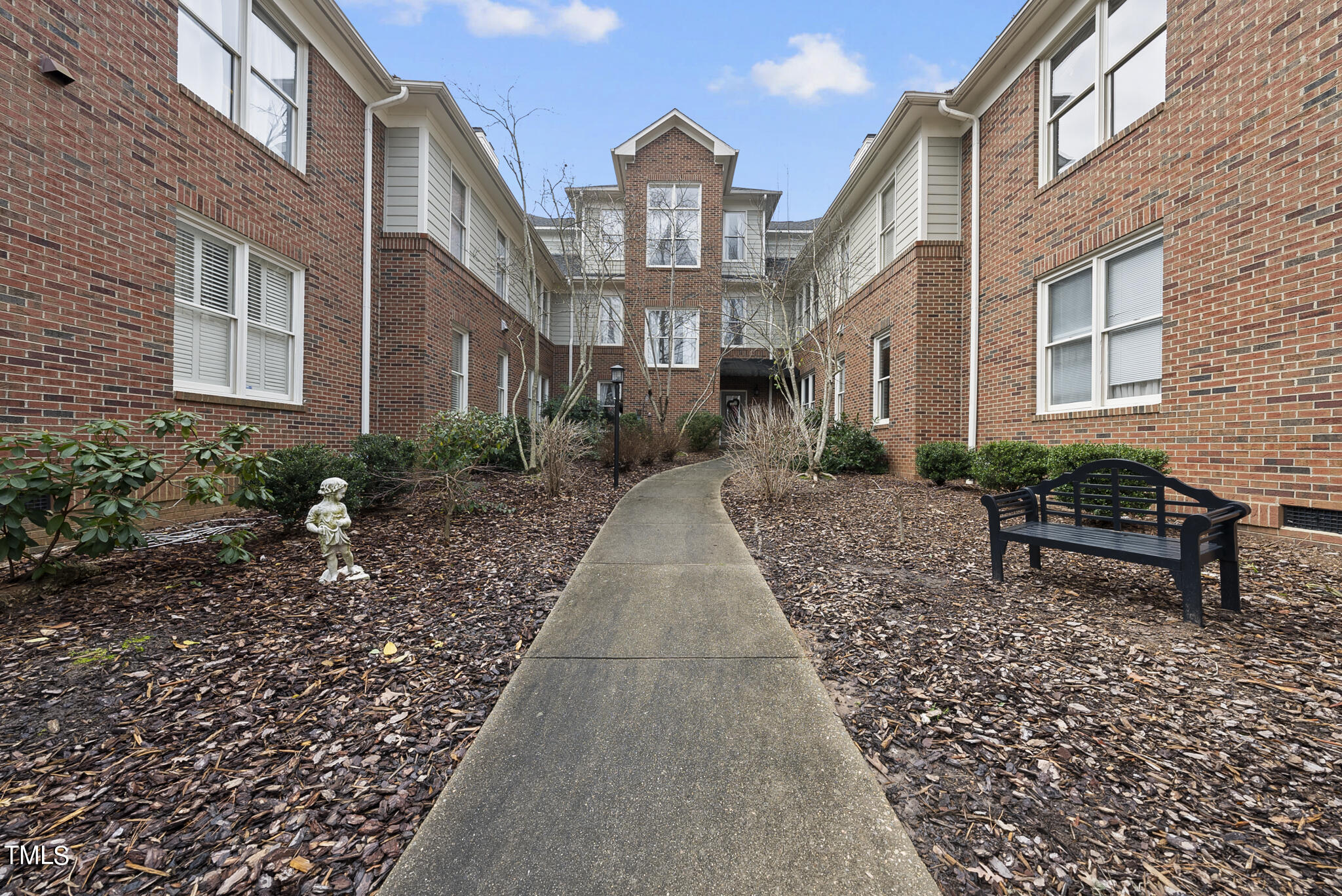 100 Edenburgh Road, Unit 304 Raleigh, NC 27608 - Photo 32 of 38 31
