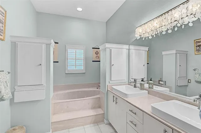 $729,000 | 2050 Timucua Trail, Nokomis, FL 34275