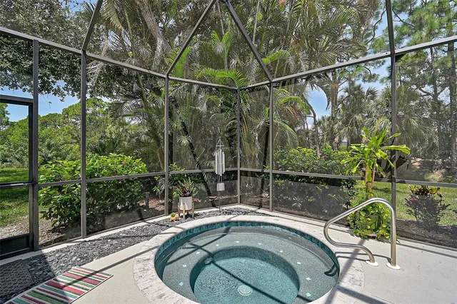 $729,000 | 2050 Timucua Trail, Nokomis, FL 34275