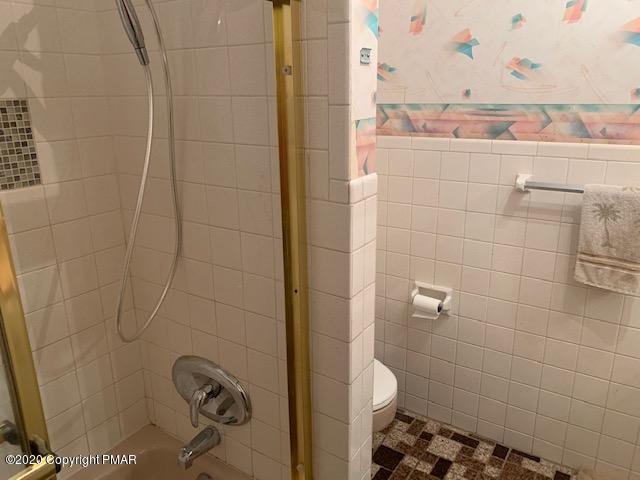 900 Stokes Mill Road Stroudsburg, PA 18360 - Photo 36 of 37 Stokes Bathroom