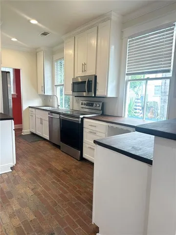 $2,100 | 3122 Dante Street, New Orleans, LA 70118