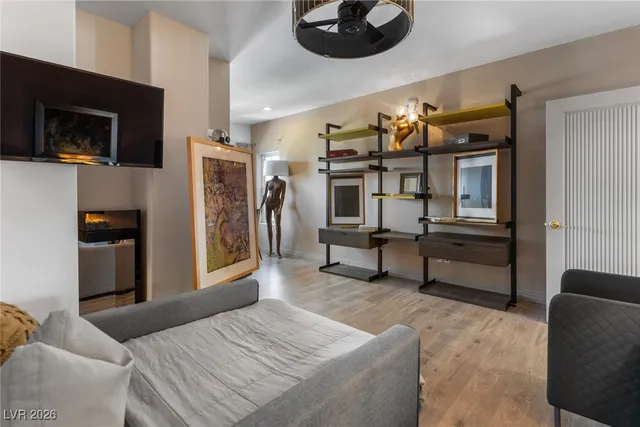 $10,000 | 1804 Plantea Court, Las Vegas, NV 89117