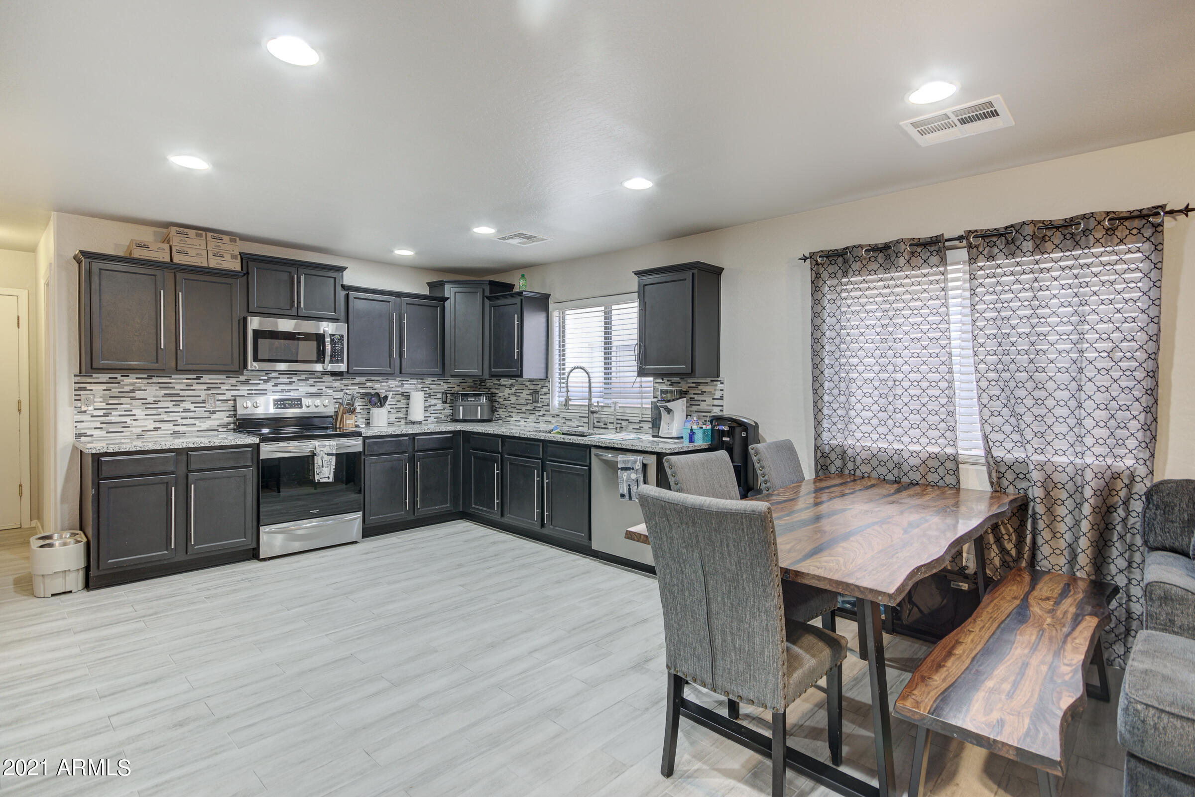 1282 East Leaf Road San Tan Valley, AZ 85140 - Photo 9 of 45 1282 E Leaf Rd-18