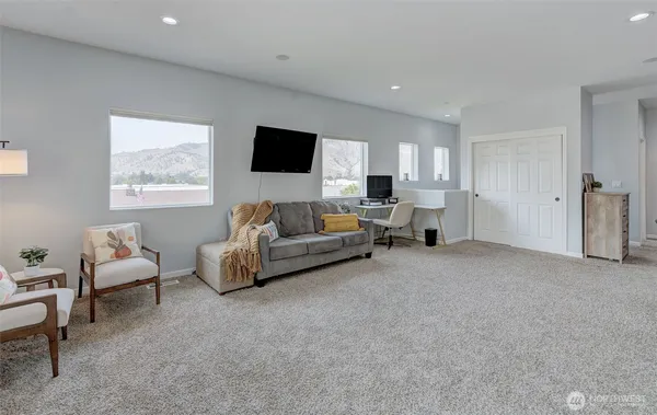 a outdoor view with a sitting space