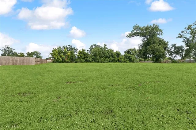 $165,000 | 19 East Keri Lane, Waggaman, LA 70094