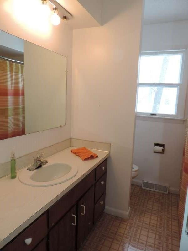 3316 Hall Road Muskegon, MI 49442 - Photo 6 of 13 DSCN6911
