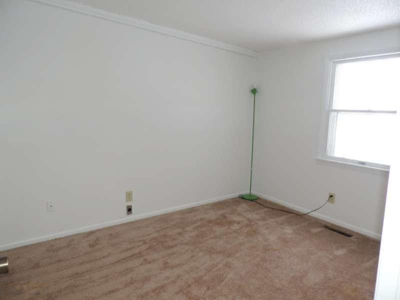 3316 Hall Road Muskegon, MI 49442 - Photo 9 of 13 DSCN6915