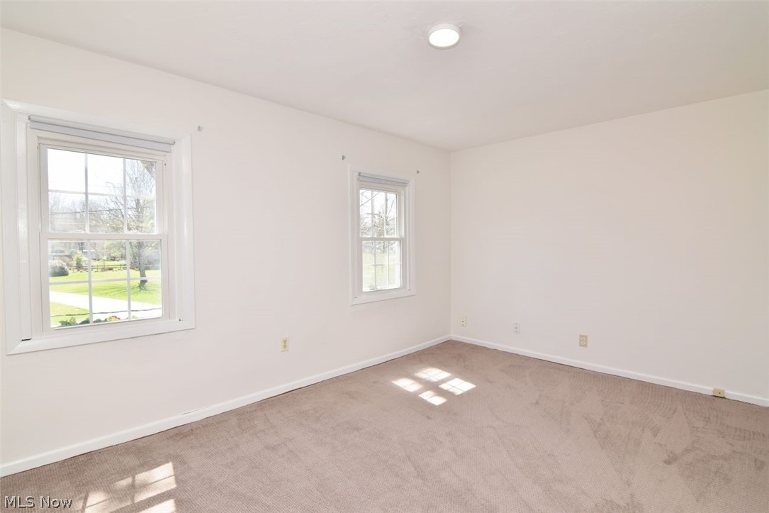 35755 Miles Road Moreland Hills, OH 44022 - Photo 26 of 49