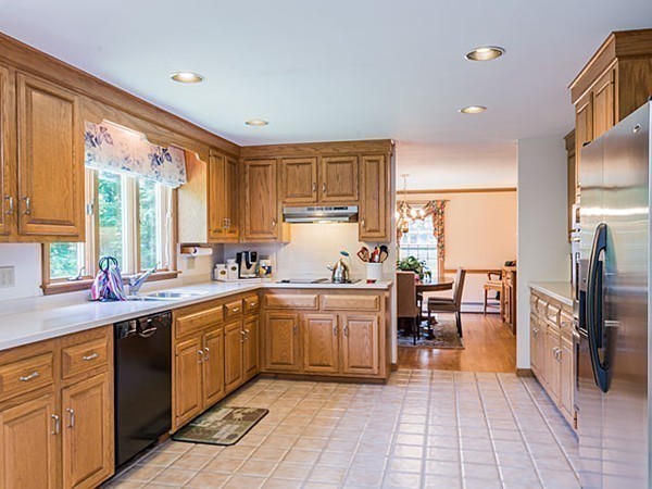 68 Whiley Road Groton, MA 01450 - Photo 5 of 27 Gallery Image 5