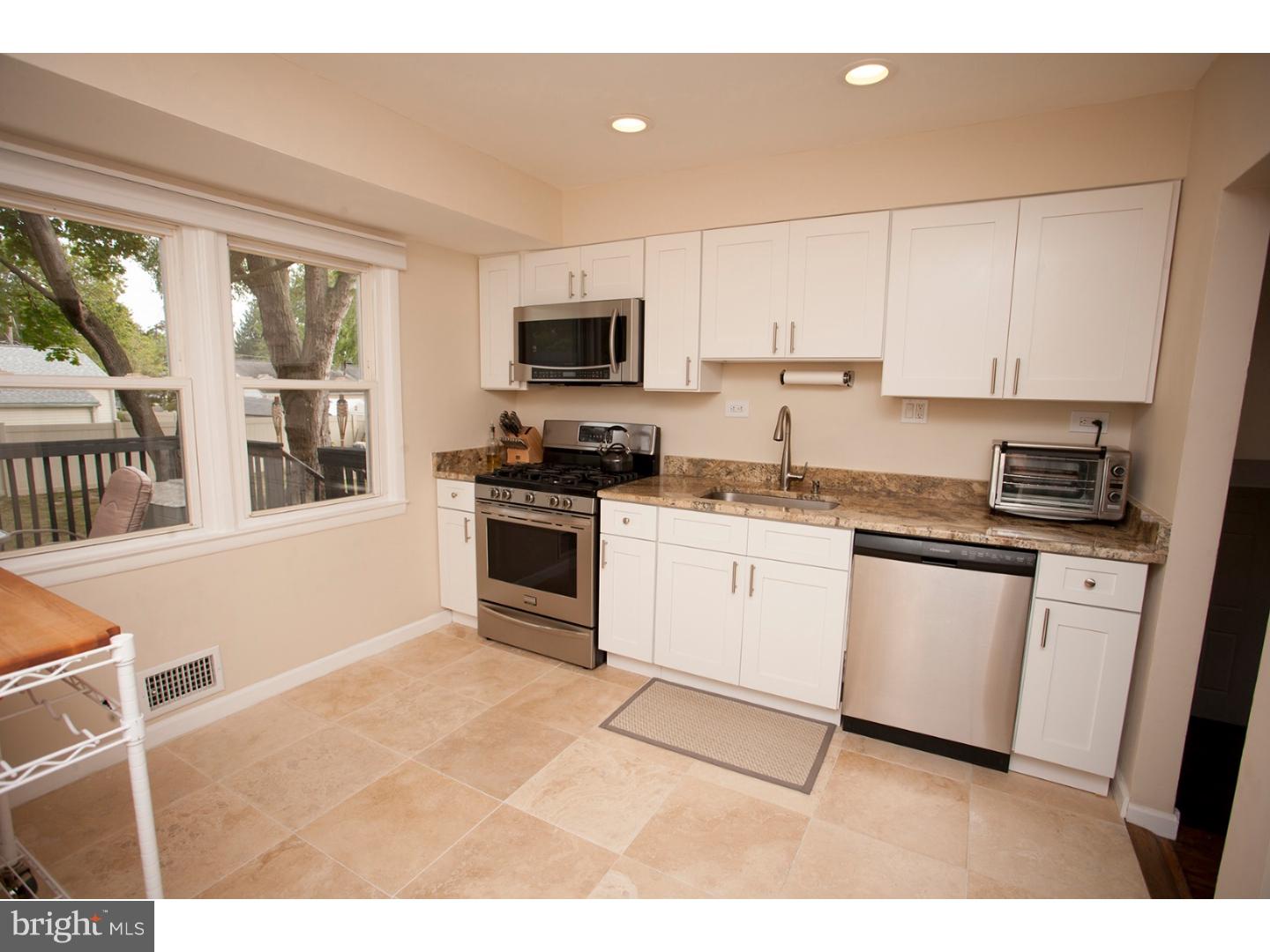 110 McIntosh Road Cherry Hill, NJ 08003 - Photo 3 of 25