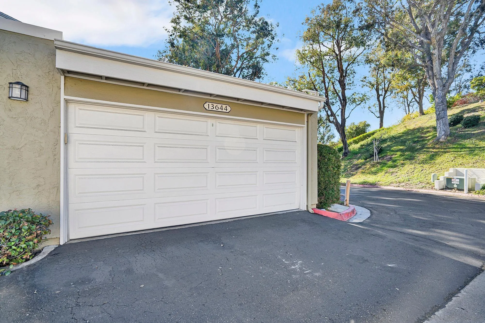 13644 Mulberry Tree Court Poway, CA 92064 - Photo 29 of 37 a view of a garage
