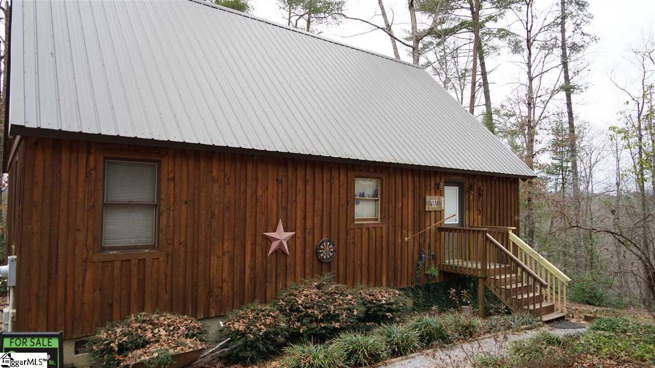 1338 Gravley Road Pickens, SC 29671 - Photo 2 of 28