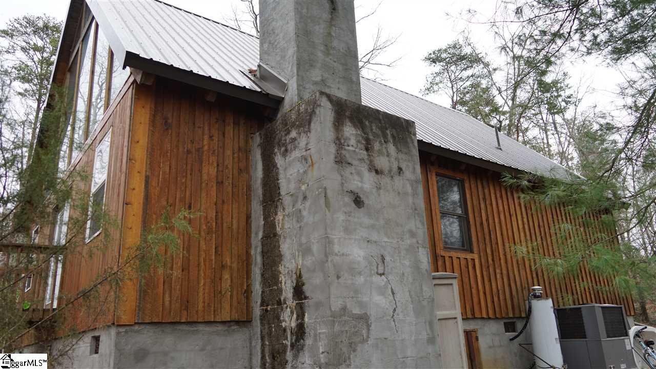 1338 Gravley Road Pickens, SC 29671 - Photo 4 of 28