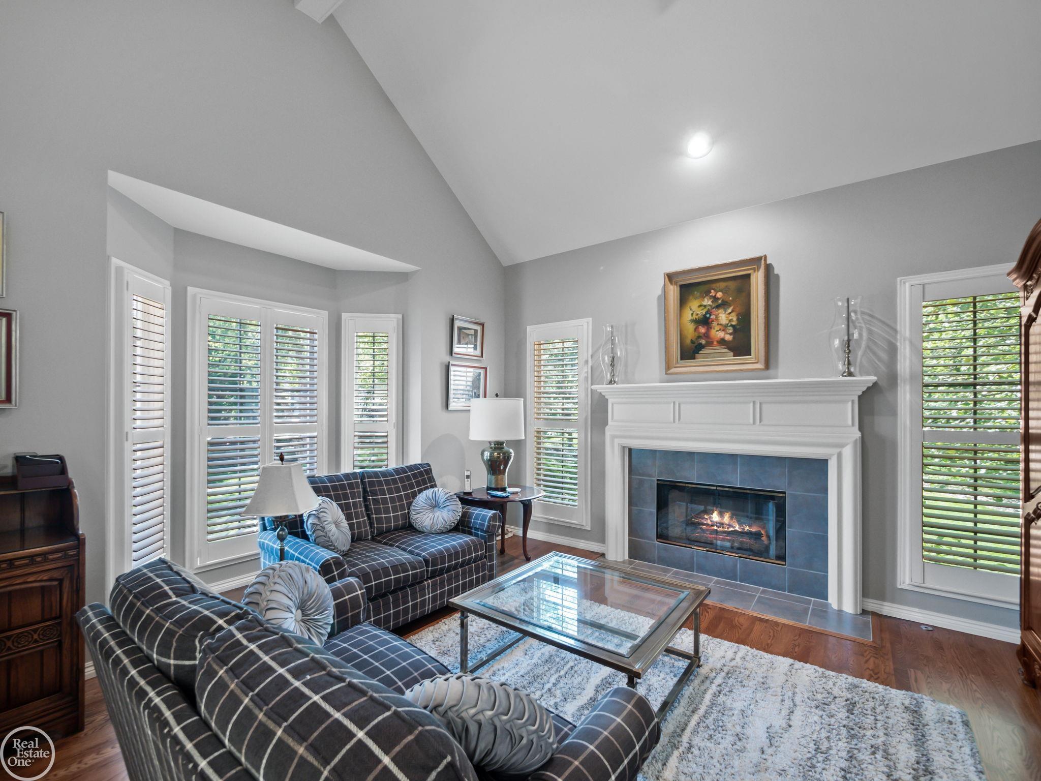 2599 Summerlin Court Rochester, MI 48306 - Photo 21 of 51 50120799-20.JPG