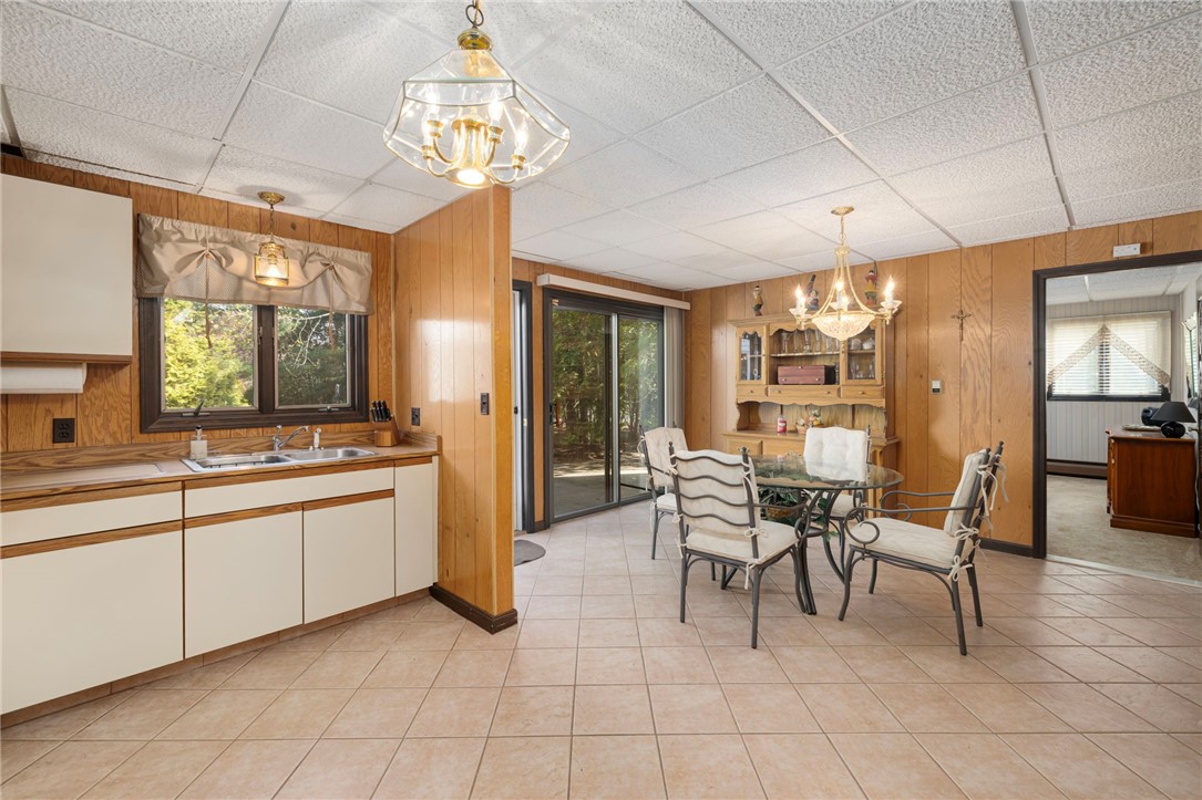 77 Cherry Hill Road Johnston, RI 02919 - Photo 18 of 31