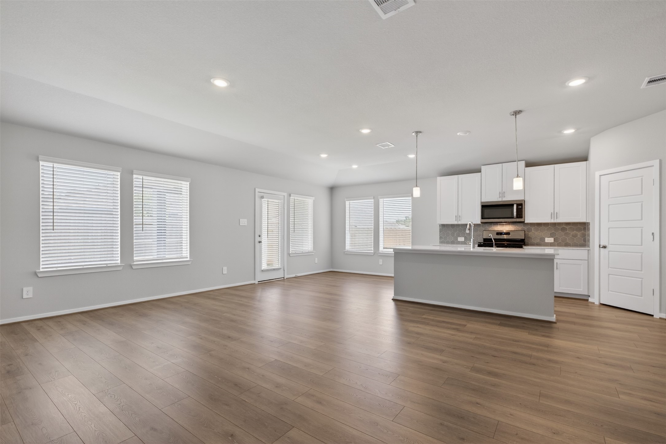 1657 Hopson Ranch Drive Conroe, TX 77301 - Photo 14 of 32