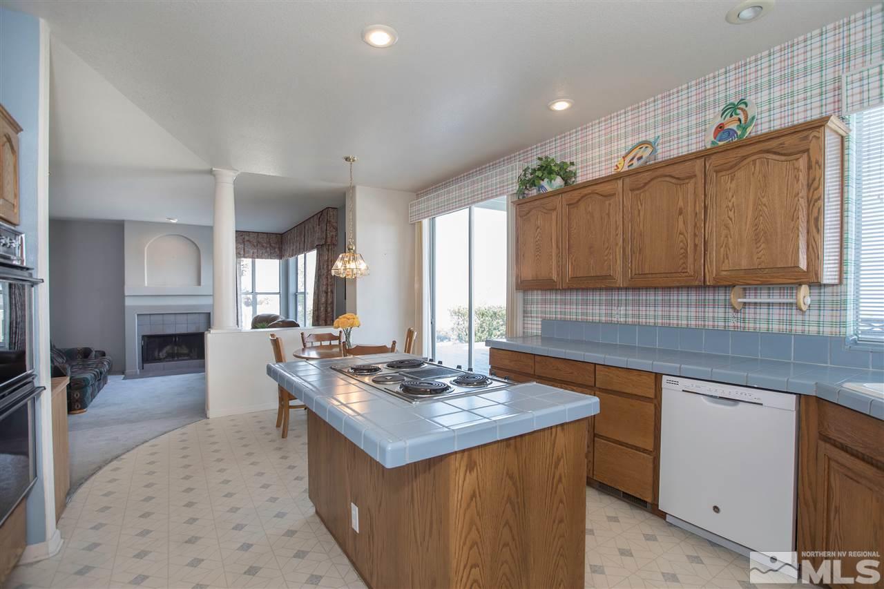 4621 Sommerville Way Reno, NV 89519 - Photo 9 of 25 Photo 9