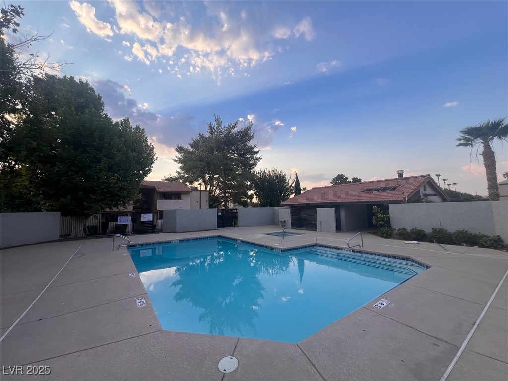 1515 East Reno Avenue, Unit B208 Las Vegas, NV 89119 - Photo 11 of 12