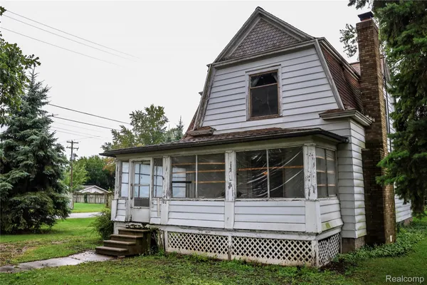 $85,000 | 122 South Newton Street, Middleton, MI 48856