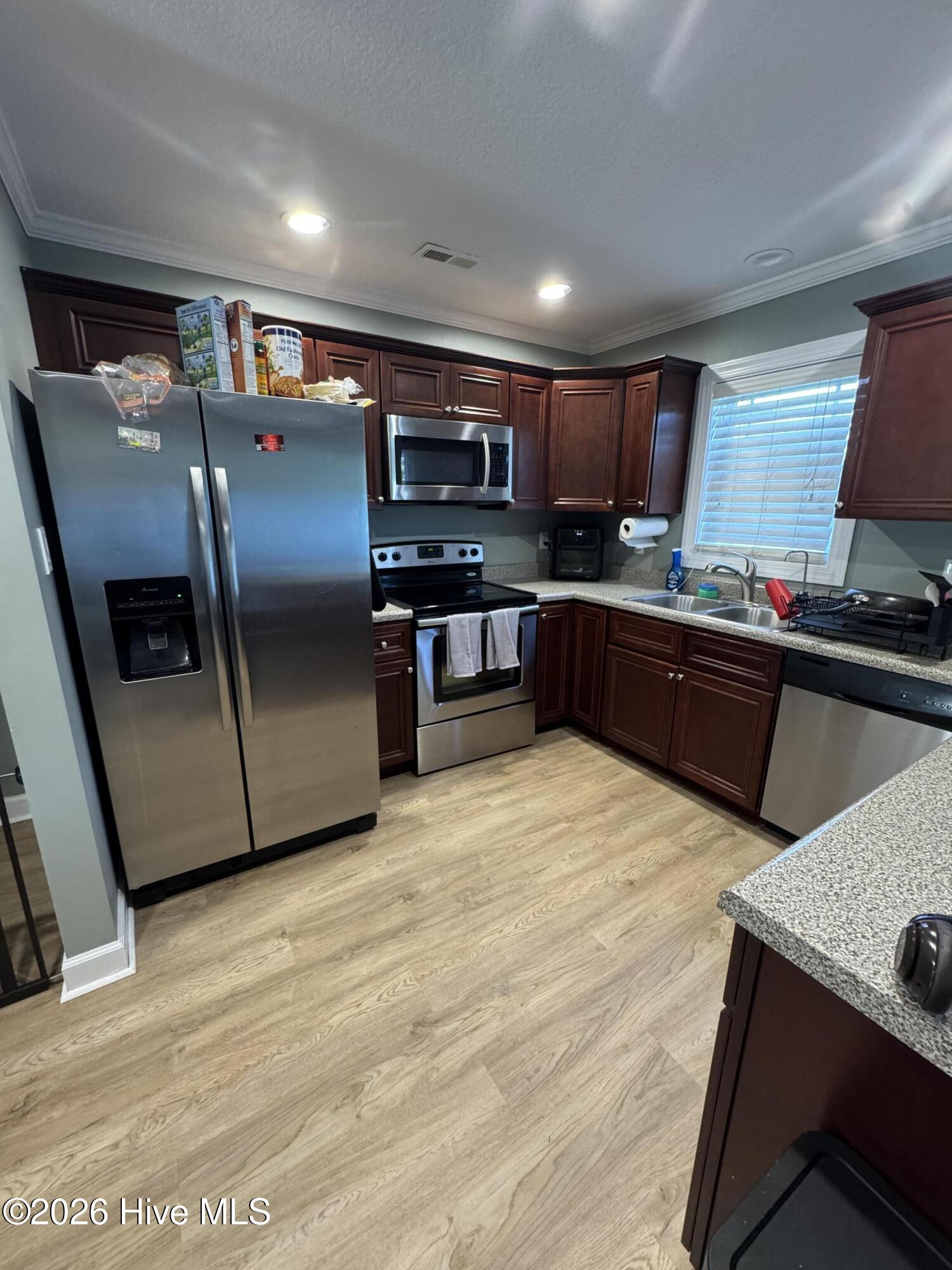 205 Kenan Loop Jacksonville, NC 28546 - Photo 7 of 27 IMG_8204