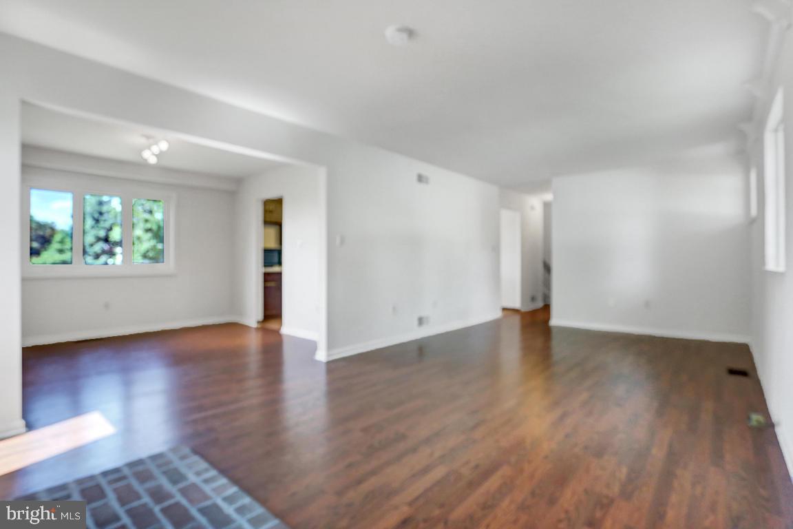 501 Delp Road Lancaster, PA 17601 - Photo 9 of 23 Gallery Image 9