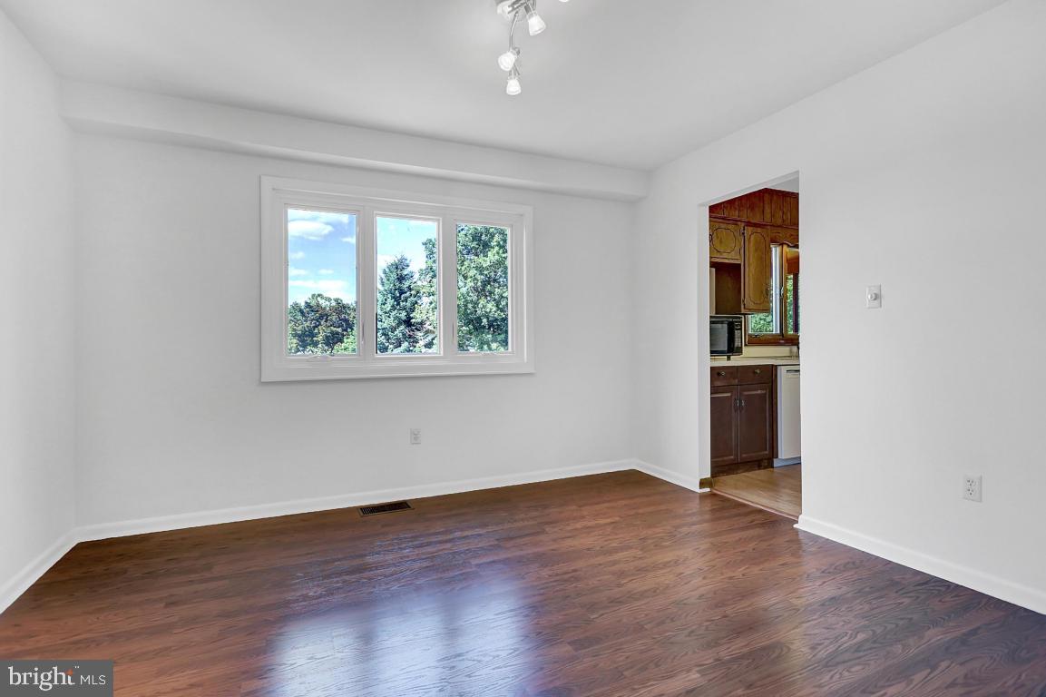 501 Delp Road Lancaster, PA 17601 - Photo 10 of 23 Gallery Image 10