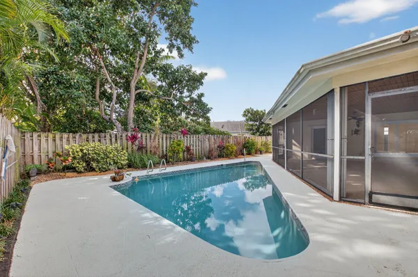 $769,000 | 966 Northwest 37th Avenue, Delray Beach, FL 33445