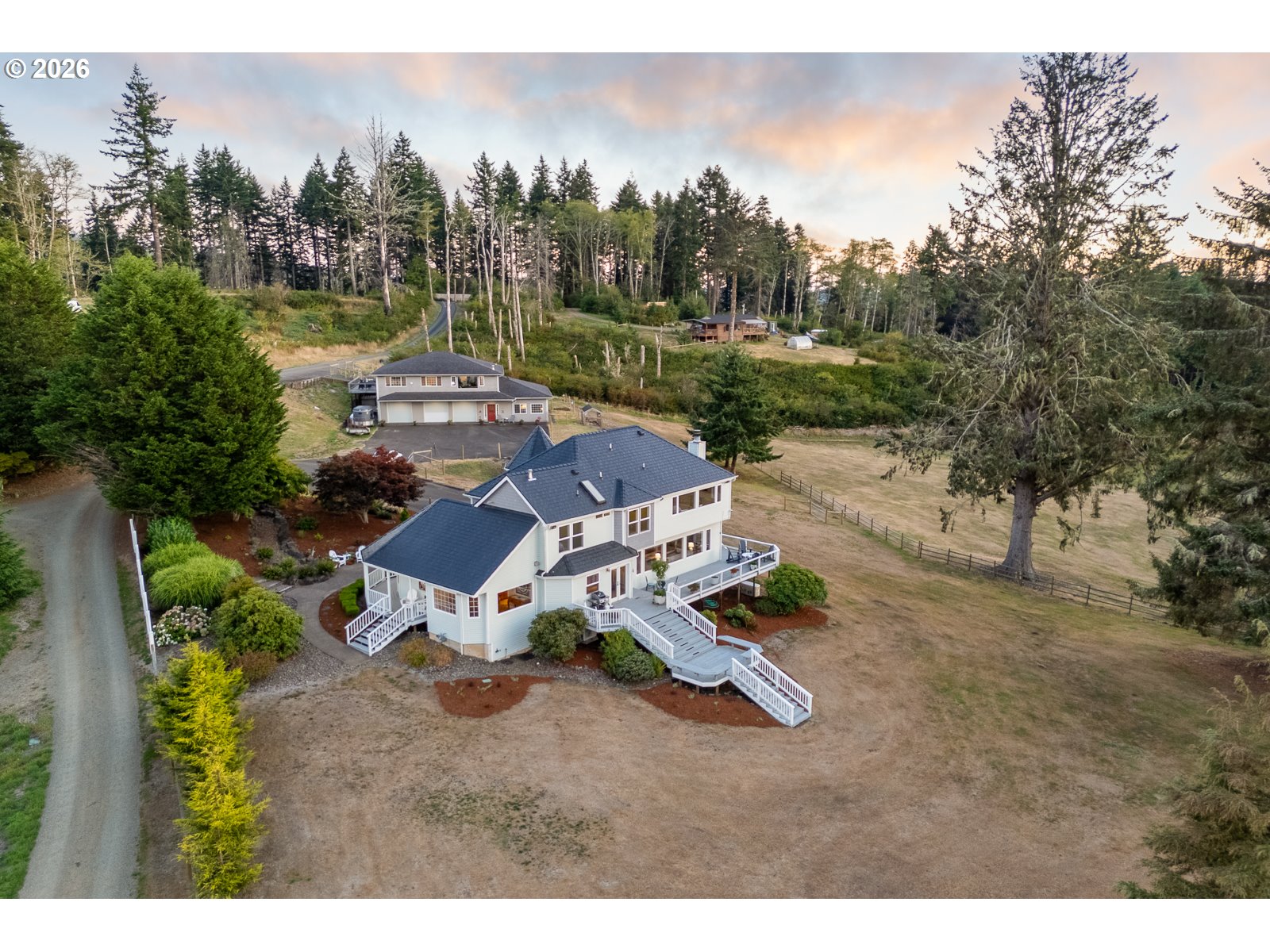 6905 Northeast Highland Road Otis, OR 97368 - Photo 6 of 48
