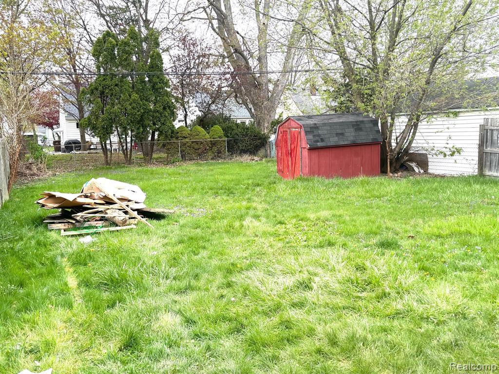 4474 Niagara Street Wayne, MI 48184 - Photo 2 of 18