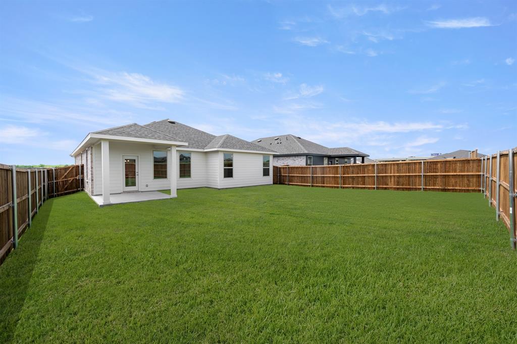 125 Toftrees Drive Cleburne, TX 76031 - Photo 25 of 27 125 Toftrees- Back-1